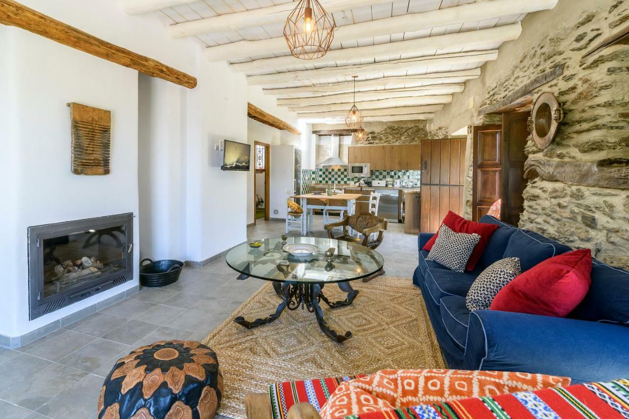 Casa Cecilia Apartment Bubion Bagian luar foto